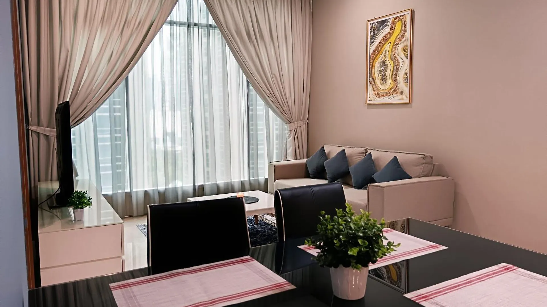 Apartment Soho Suites Klcc By Minsha Kuala Lumpur