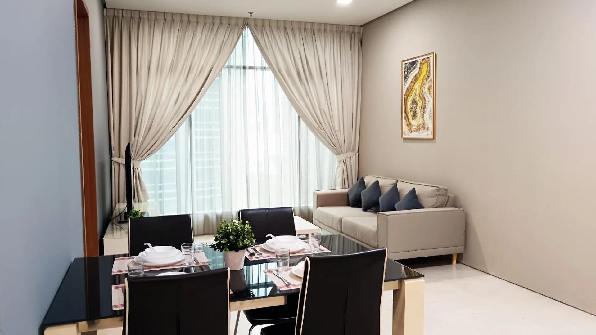 Soho Suites Klcc By Minsha Kuala Lumpur Apartment